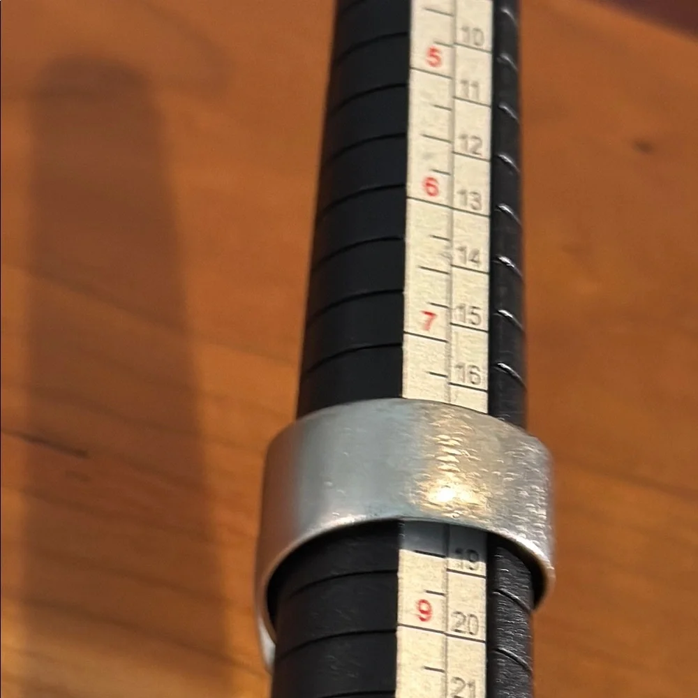 Kendra Scott Silver Leah Mood Ring Size 8 - Picture 2 of 7